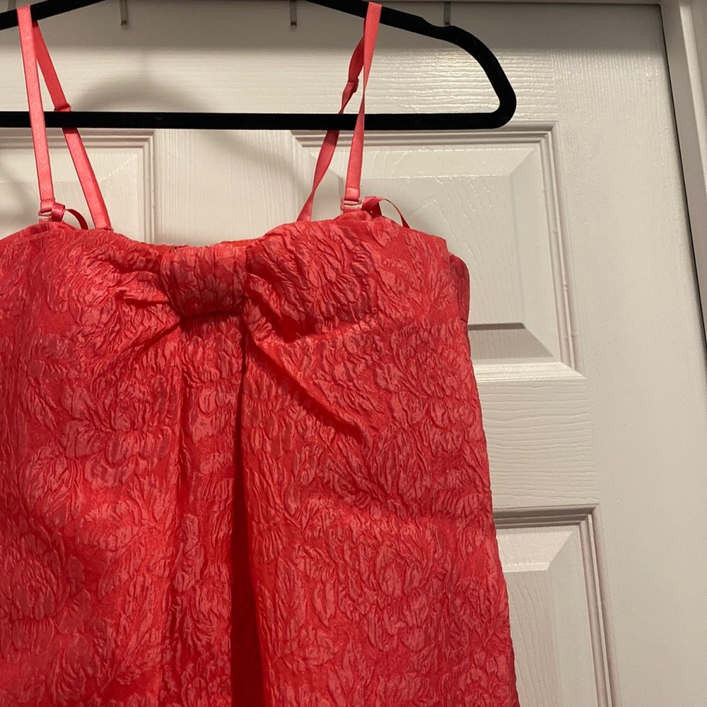 NWT BCBG bright raspberry dress with bow. Size 8 - Picture 3 of 11